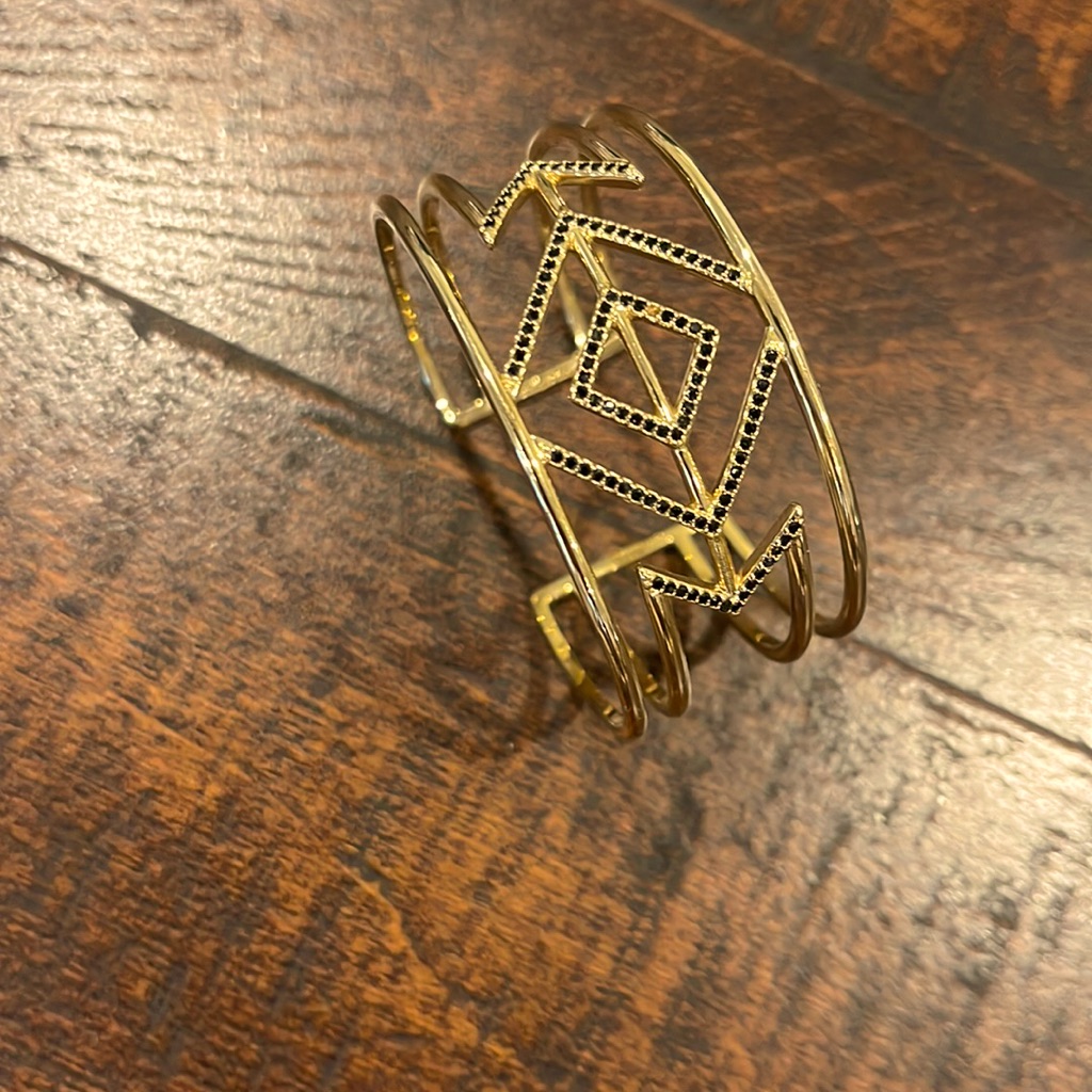 Stella & Dot Pave Sphinx Cuff Bracelet, Great Condition!